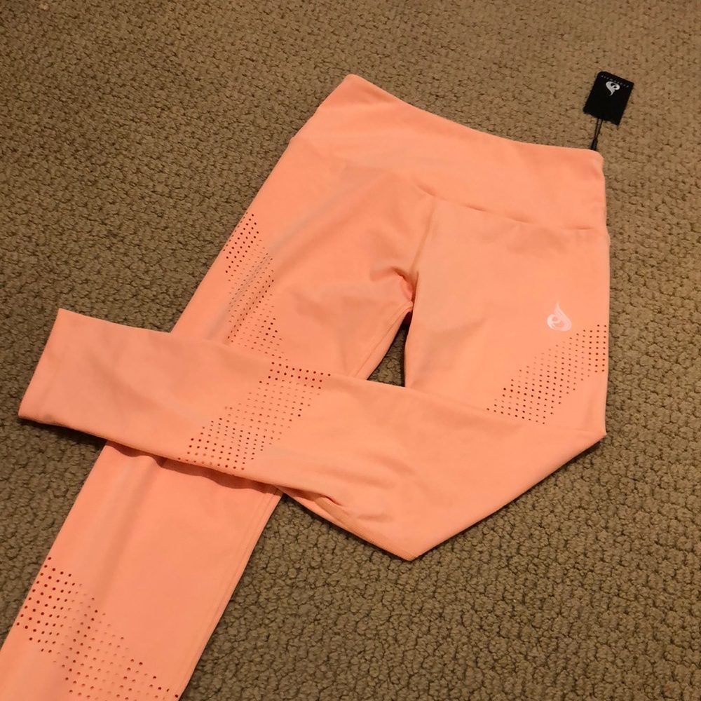 BRAND NEW Ryderwear Tangerine Orange Leggings